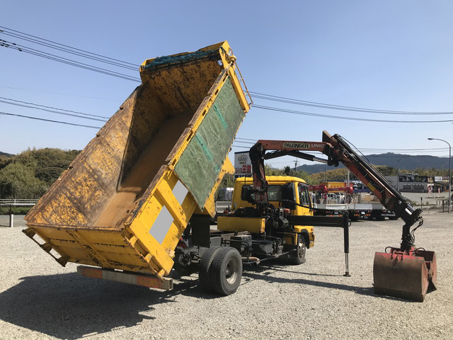 UDトラックスコンドルダンプ・クレーン付中型（4t）[写真06]