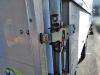 日野レンジャー幌ウイング中型（4t）[写真11]