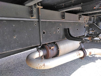 日野レンジャー幌ウイング中型（4t）[写真18]