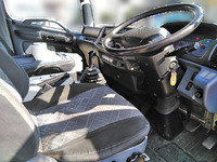 日野レンジャー幌ウイング中型（4t）[写真25]