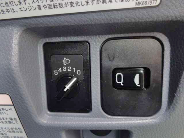 日産アトラスアルミバン小型（2t・3t）[写真19]