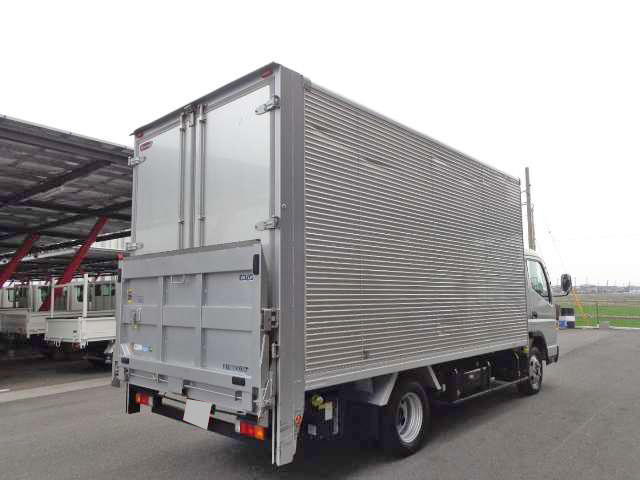 日産アトラスアルミバン小型（2t・3t）[写真03]