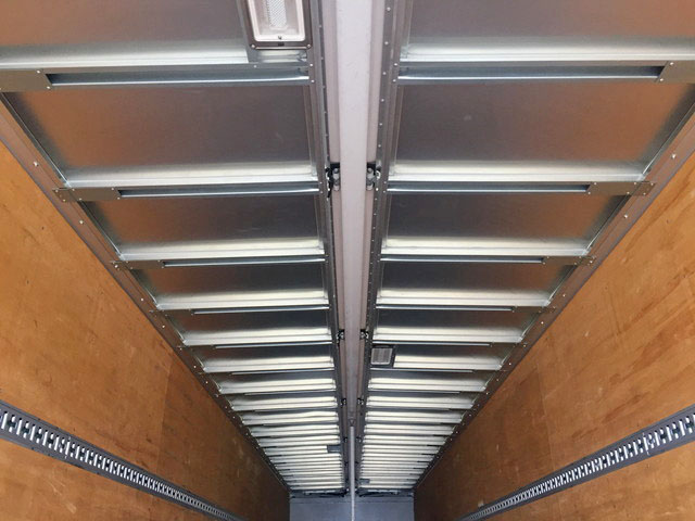 日本トレクスその他の車種ウイングトレーラー大型（10t）[写真12]