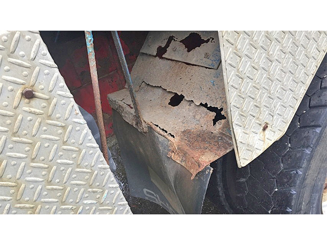 日野プロフィアダンプ大型（10t）[写真15]