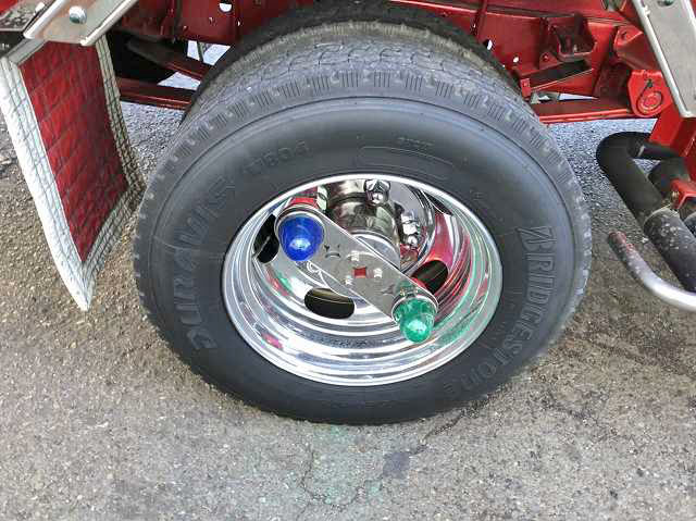 三菱ふそうキャンターアルミブロック小型（2t・3t）[写真09]