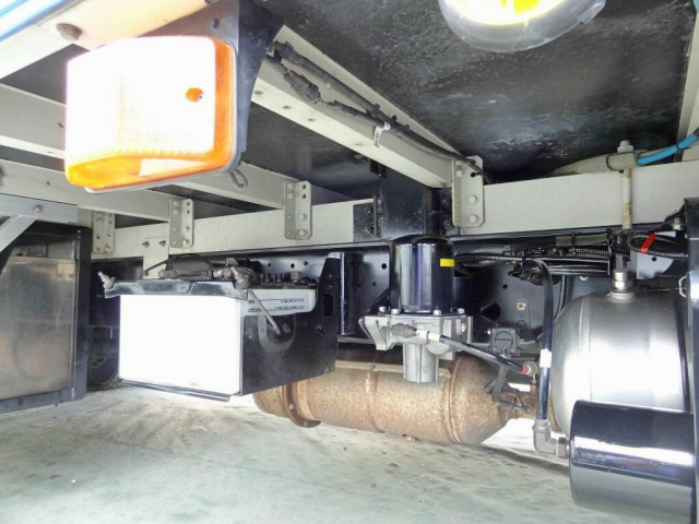 日野レンジャーアルミウイング中型（4t）[写真19]