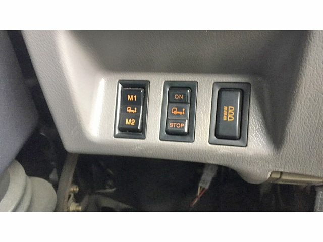 日野プロフィアコンテナ専用車大型（10t）[写真20]