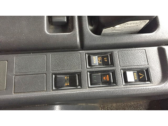 日野プロフィアコンテナ専用車大型（10t）[写真21]