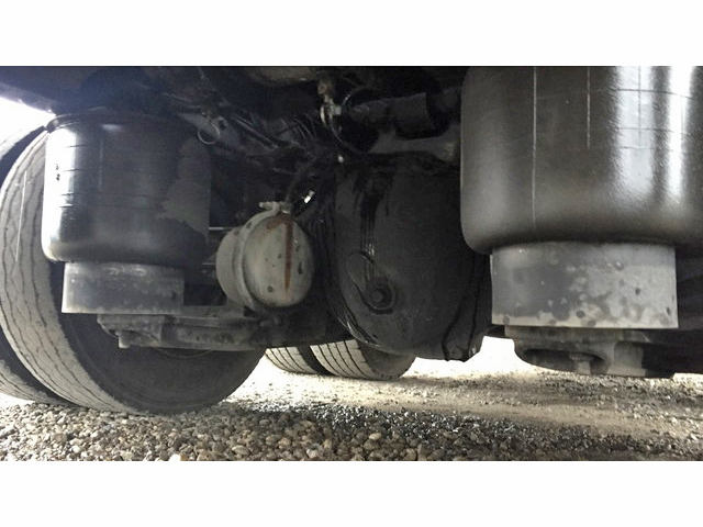 日野プロフィアコンテナ専用車大型（10t）[写真08]