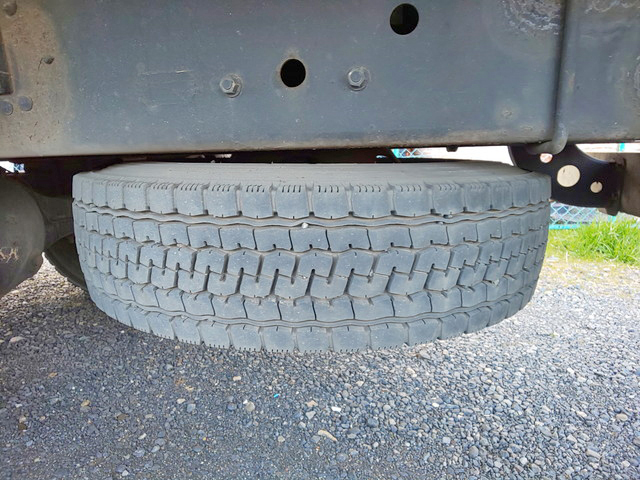 三菱ふそうファイター平ボディ増トン（6t・8t）[写真11]