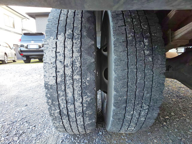 三菱ふそうファイター平ボディ増トン（6t・8t）[写真14]