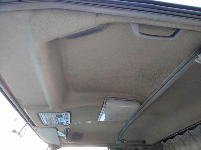 三菱ふそうファイター平ボディ増トン（6t・8t）[写真16]