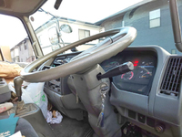 三菱ふそうファイター平ボディ増トン（6t・8t）[写真17]