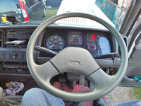 三菱ふそうファイター平ボディ増トン（6t・8t）[写真18]