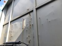 UDトラックスクオンアルミウイング大型（10t）[写真12]