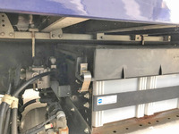 UDトラックスクオンアルミウイング大型（10t）[写真16]