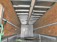 UDトラックスクオンアルミウイング大型（10t）[写真07]