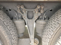 UDトラックスクオンアルミウイング大型（10t）[写真11]