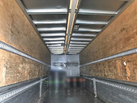 UDトラックスクオンアルミウイング大型（10t）[写真06]