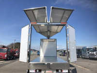 日野レンジャー冷蔵冷凍ウイング中型（4t）[写真15]