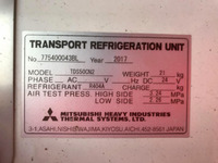 日野レンジャー冷蔵冷凍ウイング中型（4t）[写真18]