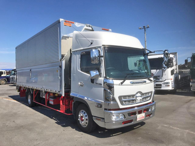 日野レンジャー冷蔵冷凍ウイング中型（4t）[写真03]