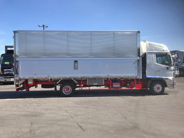 日野レンジャー冷蔵冷凍ウイング中型（4t）[写真08]