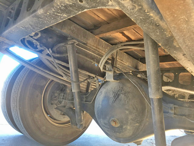 日野レンジャー平ボディ中型（4t）[写真18]