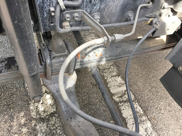 いすゞフォワードアルミブロック中型（4t）[写真23]