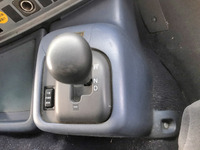 日野プロフィア冷蔵冷凍ウイング大型（10t）[写真28]