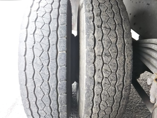 いすゞギガ深ダンプ（土砂禁ダンプ）大型（10t）[写真18]