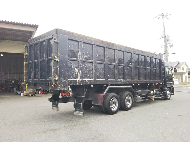 いすゞギガ深ダンプ（土砂禁ダンプ）大型（10t）[写真02]