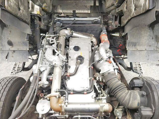 いすゞギガ深ダンプ（土砂禁ダンプ）大型（10t）[写真21]