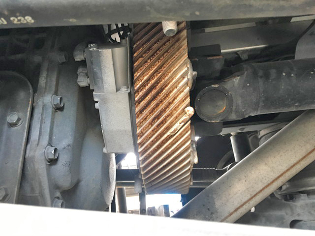 いすゞギガ冷蔵冷凍ウイング大型（10t）[写真21]