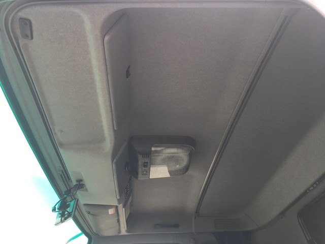 いすゞギガ冷蔵冷凍ウイング大型（10t）[写真30]