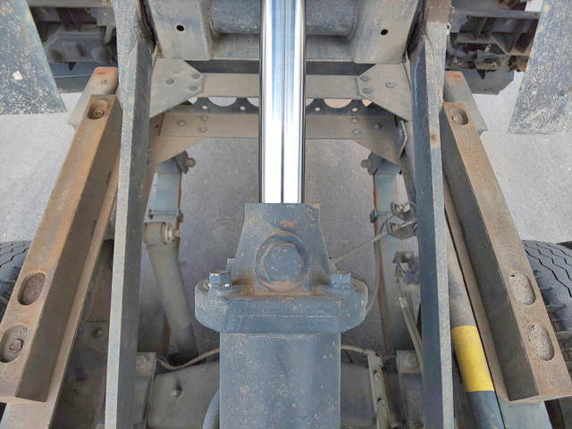 いすゞエルフダンプ小型（2t・3t）[写真13]