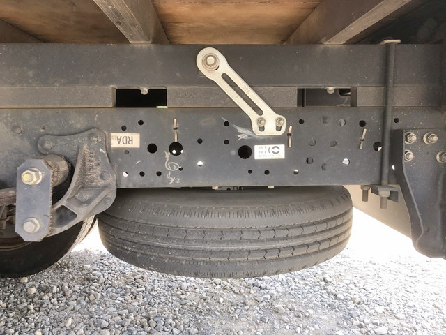 いすゞエルフ平ボディ小型（2t・3t）[写真25]