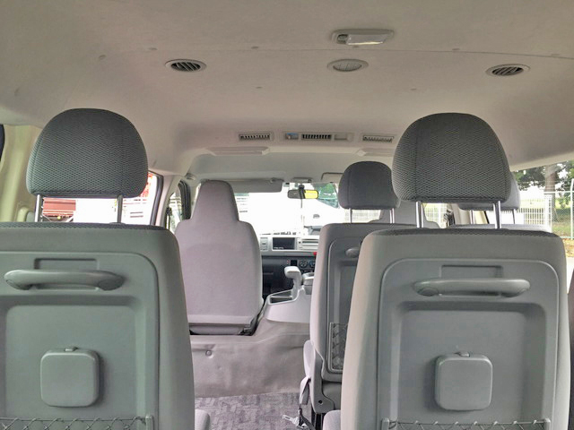 トヨタハイエースバン小型（2t・3t）[写真18]