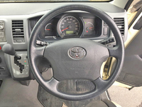 トヨタハイエースバン小型（2t・3t）[写真24]