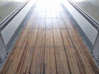 三菱ふそうスーパーグレートアルミウイング大型（10t）[写真16]