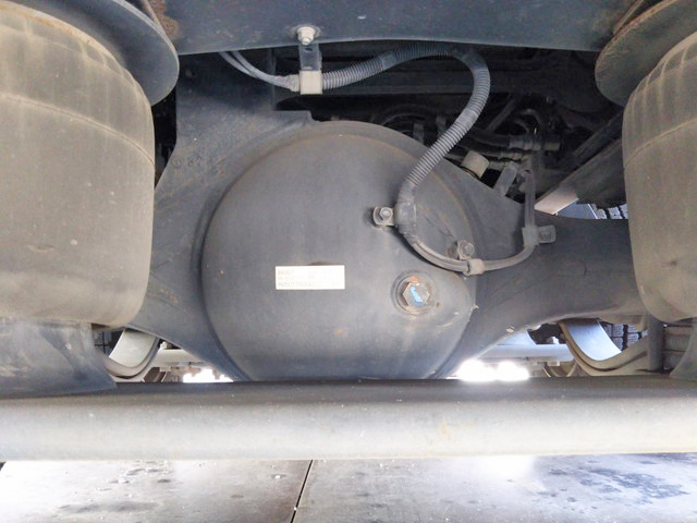 三菱ふそうスーパーグレートアルミウイング大型（10t）[写真28]