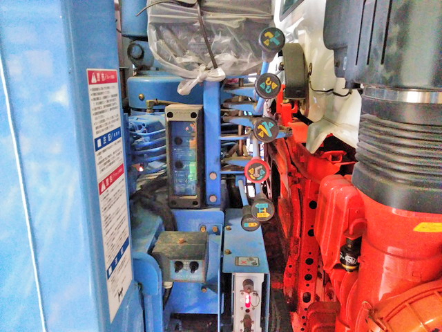 日野レンジャーセルフクレーン4段中型（4t）[写真07]