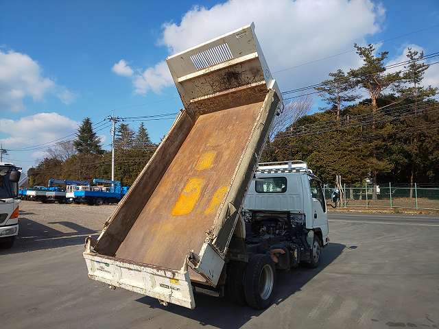 いすゞエルフダンプ小型（2t・3t）[写真02]