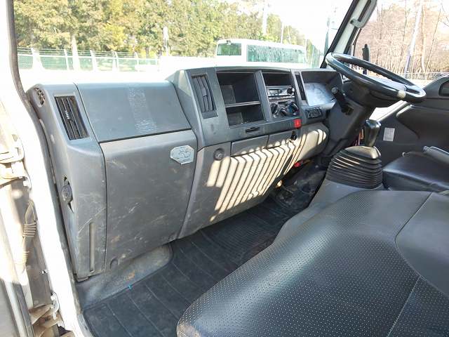 いすゞエルフダンプ小型（2t・3t）[写真28]