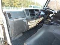 いすゞエルフダンプ小型（2t・3t）[写真28]