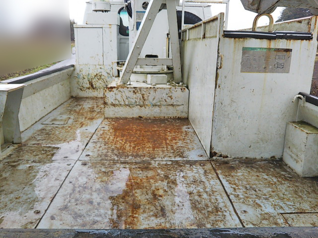 いすゞエルフ高所作業車小型（2t・3t）[写真15]