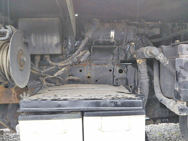 いすゞエルフ高所作業車小型（2t・3t）[写真23]