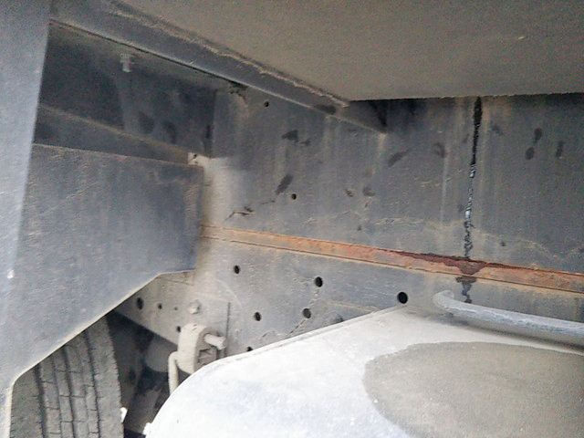 いすゞエルフ高所作業車小型（2t・3t）[写真26]