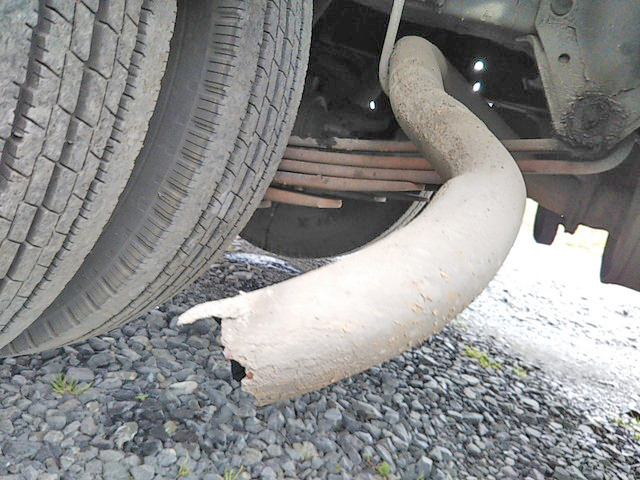 いすゞエルフ高所作業車小型（2t・3t）[写真27]