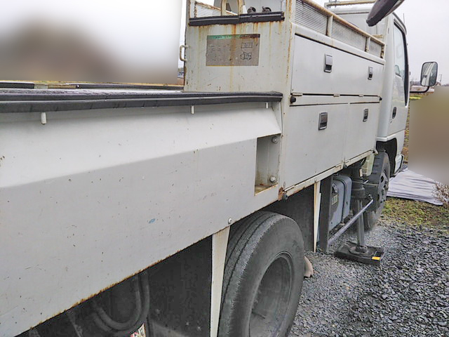 いすゞエルフ高所作業車小型（2t・3t）[写真09]